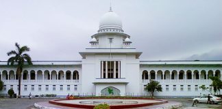 ওকালতনামায় স্বাক্ষর ছাড়াই আসামির মুক্তি! নিঃশর্ত ক্ষমা চেয়ে পার পেলেন ডেপুটি জেলার, আসামীকে আত্মসমর্পণ করার নির্দেশ