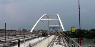 পদ্মা সেতু: কালনা সেতুর অপেক্ষায় যশোর