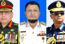 খালেদা জিয়ার স্বাস্থ্যের খোঁজ নিতে হাসপাতালে তিন বাহিনী প্রধান