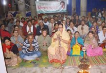 খালেদা জিয়ার সুস্থতা কামনায় মন্দিরে প্রার্থনা