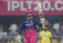 শচীনের রেকর্ড কি ভাঙবেন সূর্যবংশী? ১৫ বছরেই জাতীয় দলের ডাক পাওয়ার গুঞ্জন