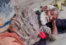 পাইকগাছায় কাঁদছে মানবতা