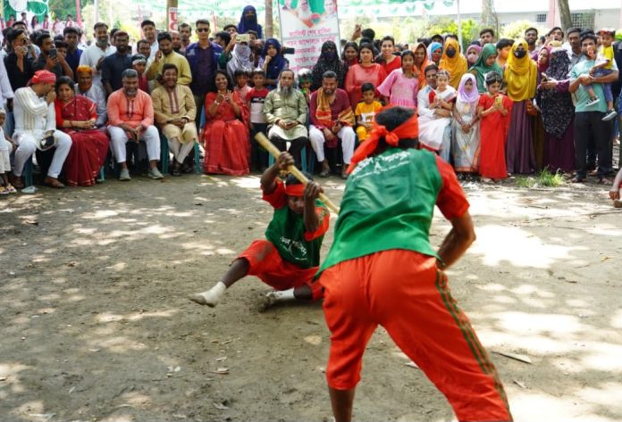 চুয়াডাঙ্গায় শোভাযাত্রা ও গ্রামীণ খেলায় বর্ষবরণ