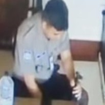 খুলনায় নিজের গুলিতে পুলিশ সদস্য নিহত