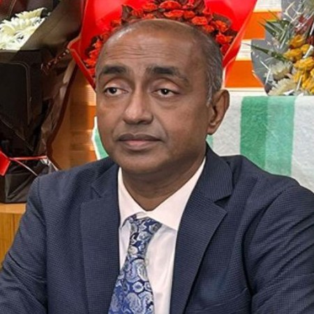 আইন, বিচার ও সংসদ বিষয়ক মন্ত্রী মো. আসাদুজ্জামান