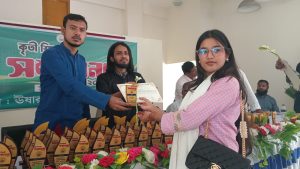নড়াইলে শিক্ষার্থী সংবর্ধনা