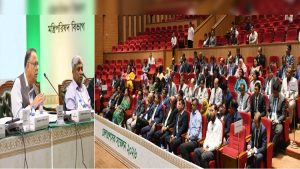 ডিসি সম্মেলনে সোলার প্যানেল স্থাপনের নির্দেশনা দিচ্ছেন বিদ্যুৎমন্ত্রী
