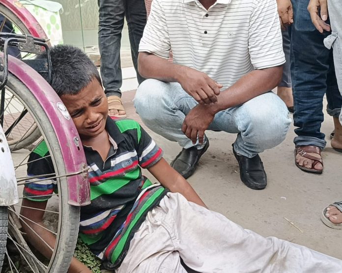 ঝিনাইদহের কালীগঞ্জে প্রতারণার শিকার শিশু সিয়াম