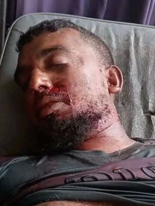 খুলনার কয়রায় হাটে গরু নিয়ে যাওয়া