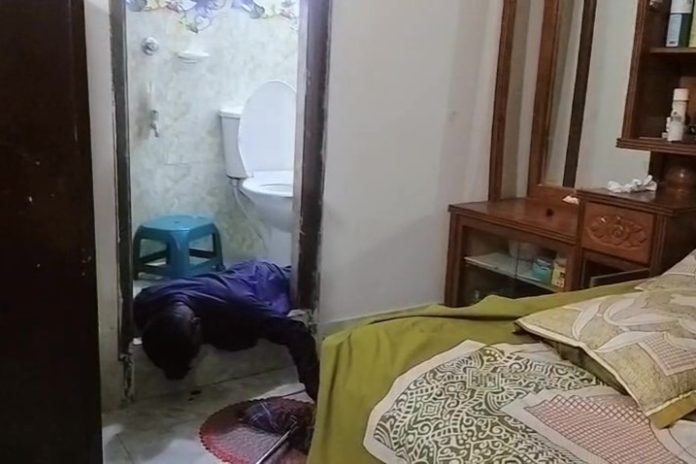 গোপালগঞ্জে রিকশা চুরির অভিযোগে চালককে পিটিয়ে হত্যা