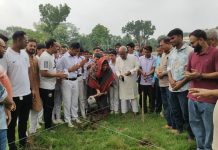 ঝিকরগাছায় খেলার মাঠে মঞ্চ নির্মাণ কাজের উদ্বোধন