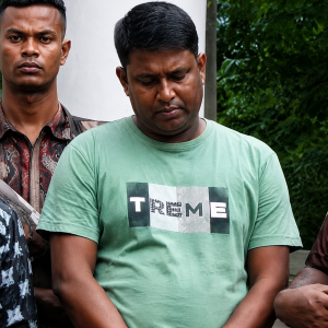 বেনাপোল কাস্টমসে চোরাই মালামাল কেলেঙ্কারি