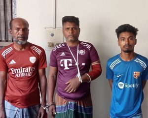 কেশবপুরে গরুচোর চক্রের তিন সদস্য গ্রেফতার