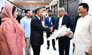 প্রথম বিদেশ সফর শেষে দেশে ফিরলেন প্রধানমন্ত্রী