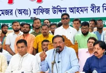 শেখ হাসিনাকে ‘বিশ্বের সেরা অভিনেত্রী’ আখ্যা দিয়ে স্পিকারের কড়া সমালোচনা