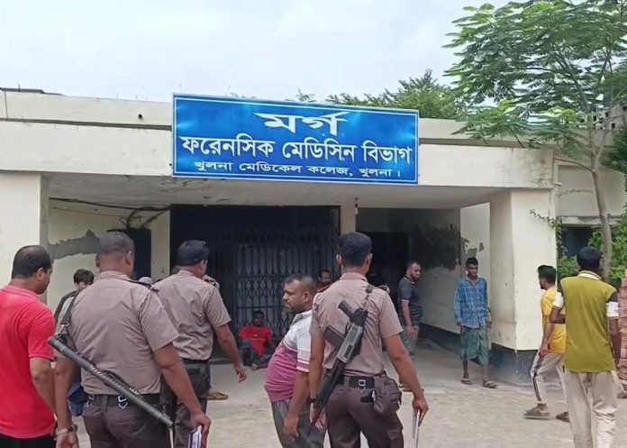 খুলনায় প্রকাশ্যে যুবককে গুলি করে হত্যা