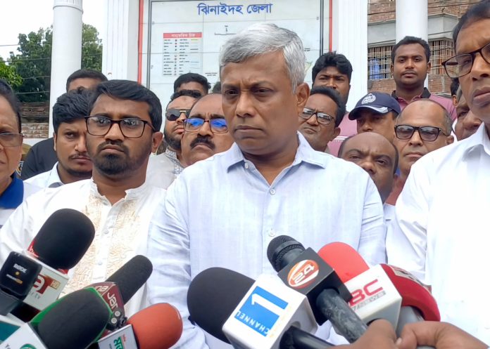 প্রবাসীদের ডলারে কেনা জ্বালানি তেল পাচার ঠেকাতে মূল্য সমন্বয়: প্রতিমন্ত্রী অমিত