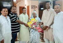অধ্যা. নার্গিস বেগমের সাথে মনিরামপুর শিক্ষক সমিতির নেতৃবৃন্দের সৌজন্য সাক্ষাৎ