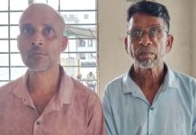 যশোর জেনারেল হাসপাতালে রোগী ভাগানোর সময় দুই দালাল আটক