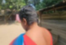 ঝিনাইদহে গৃহবধূকে পৈশাচিক কায়দায় চুল কেটে মরিচ গুঁড়া দিয়ে নির্যাতন