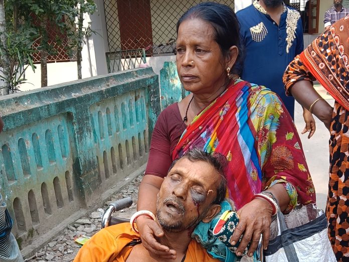 তালায় মাছ চুরির অভিযোগে মৎস্যজীবীকে পিটিয়ে হত্যার অভিযোগ